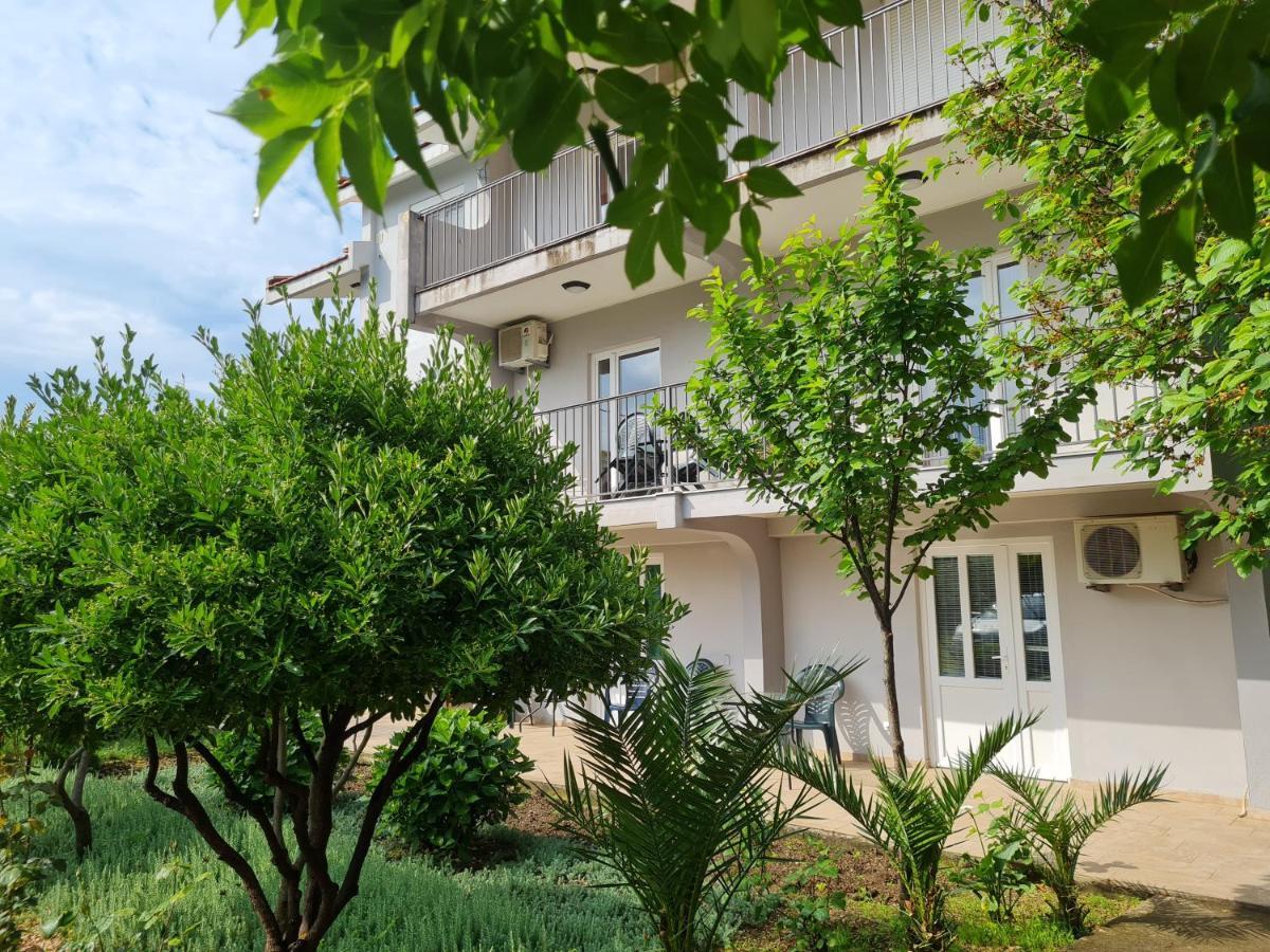 Apartments Macaso Бар Экстерьер фото