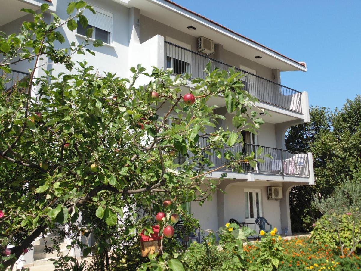 Apartments Macaso Бар Экстерьер фото